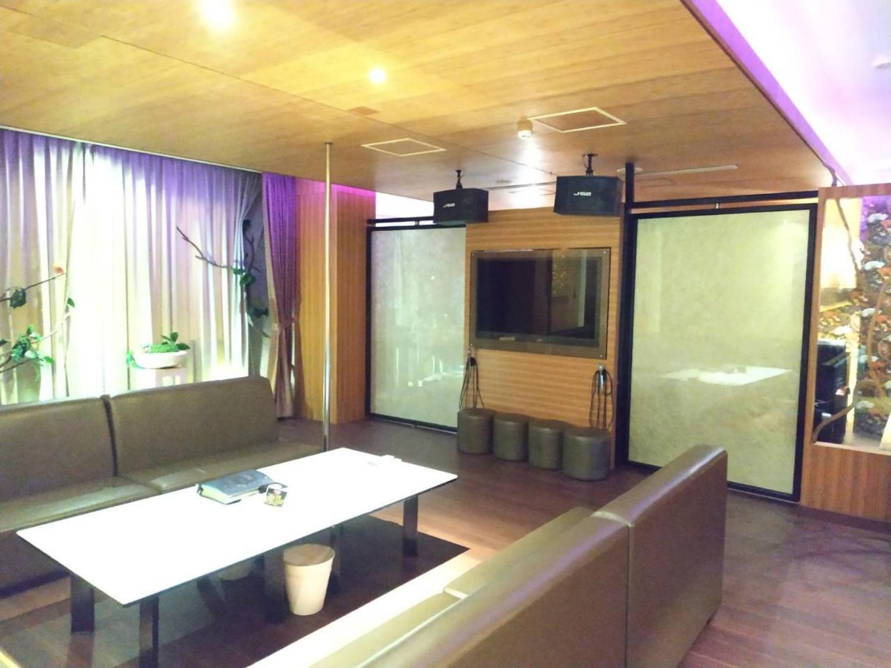 Idee Spa Motel Yangmei Екстериор снимка
