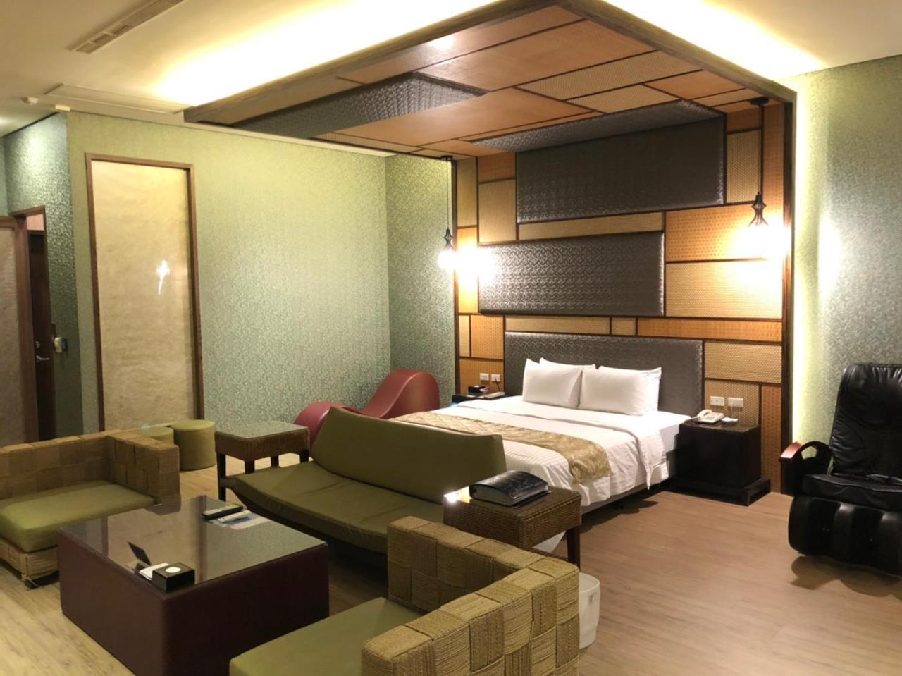 Idee Spa Motel Yangmei Екстериор снимка