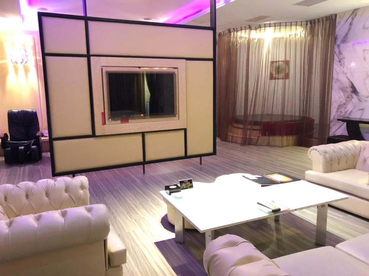 Idee Spa Motel Yangmei Екстериор снимка